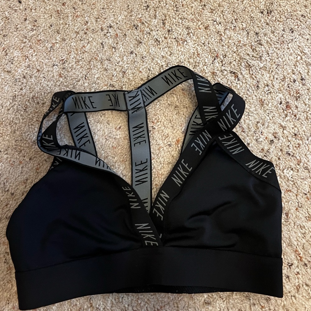 nike sports bra